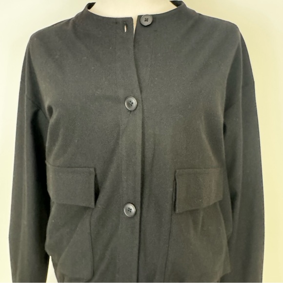 Muji Women's Black Button-Up Jacket Essential Outerwear Collection Size Medium - Picture 3 of 16